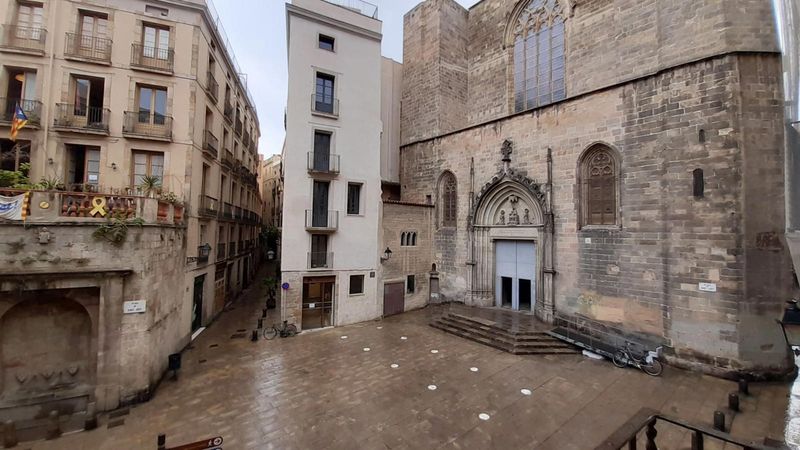 Piso en alquiler Barcelona. Ref: 3910. Calvet Premium Real Estate