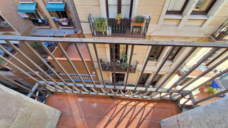 Piso en alquiler Barcelona. Ref: 3976. Calvet Premium Real Estate