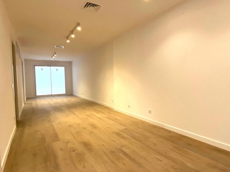 Local Comercial en alquiler Sant Feliu de Llobregat, Barcelona. Ref: 4008. Calvet Premium Real Estate