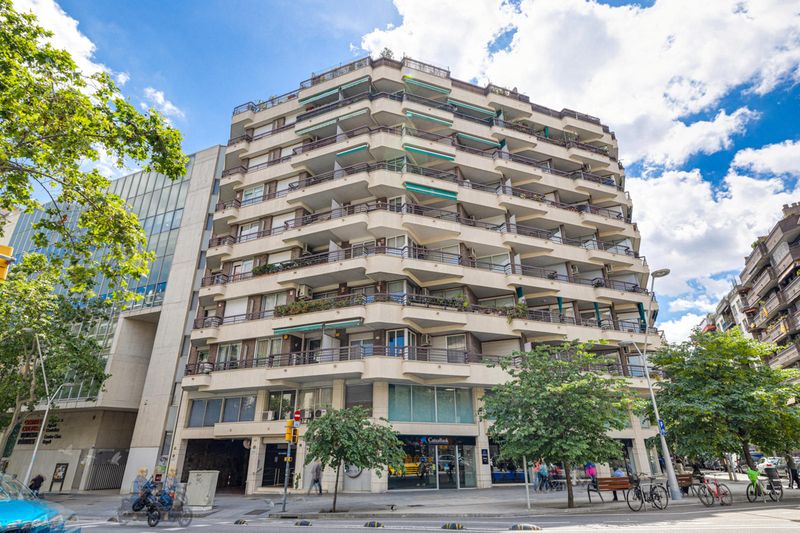 Piso en venta Barcelona. Ref: 4068. Calvet Premium Real Estate