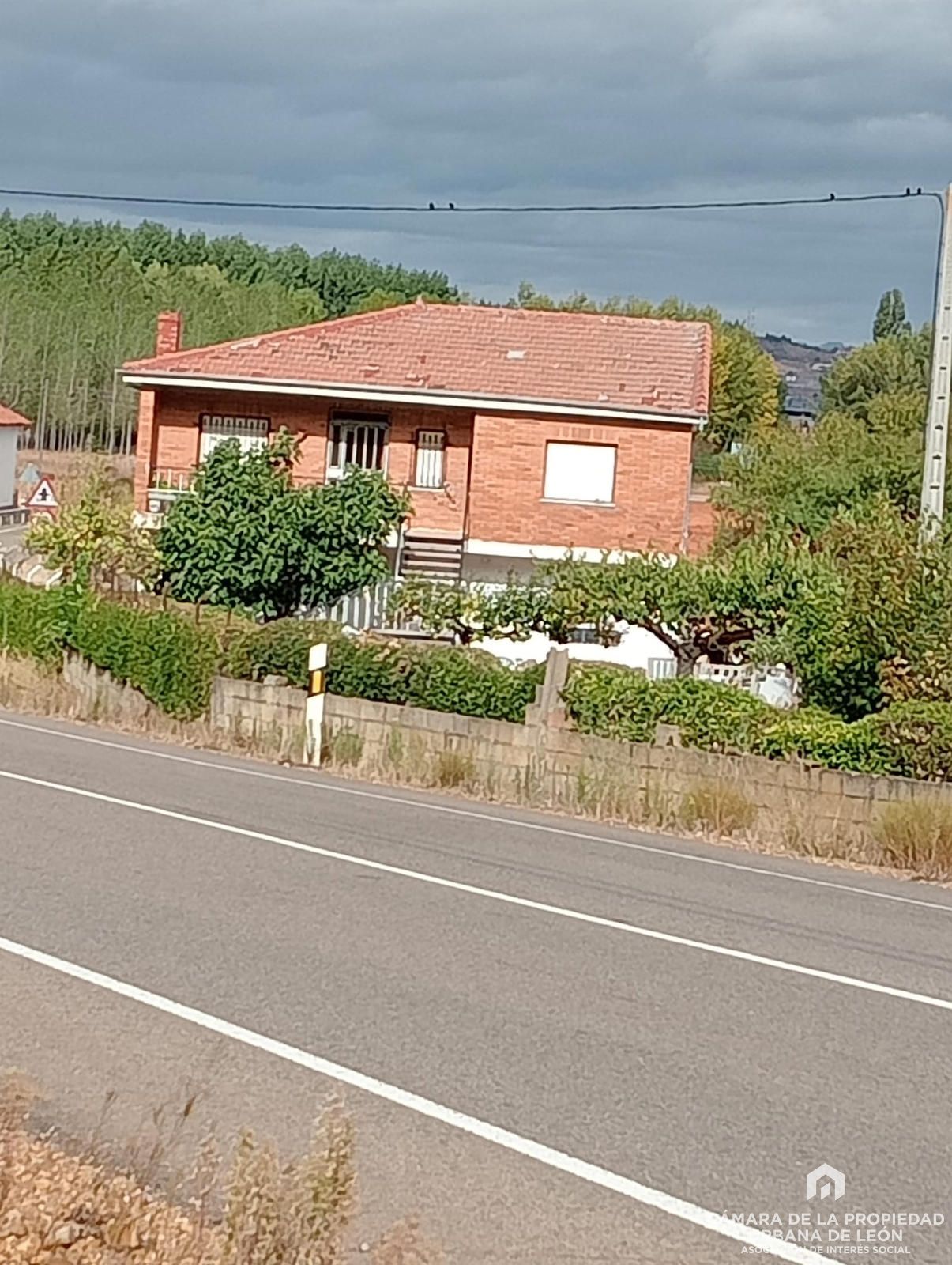 Chalet Independiente en venta Villanueva Del Carnero, León. Ref: 3656. Cámara de la Propiedad Urbana de León