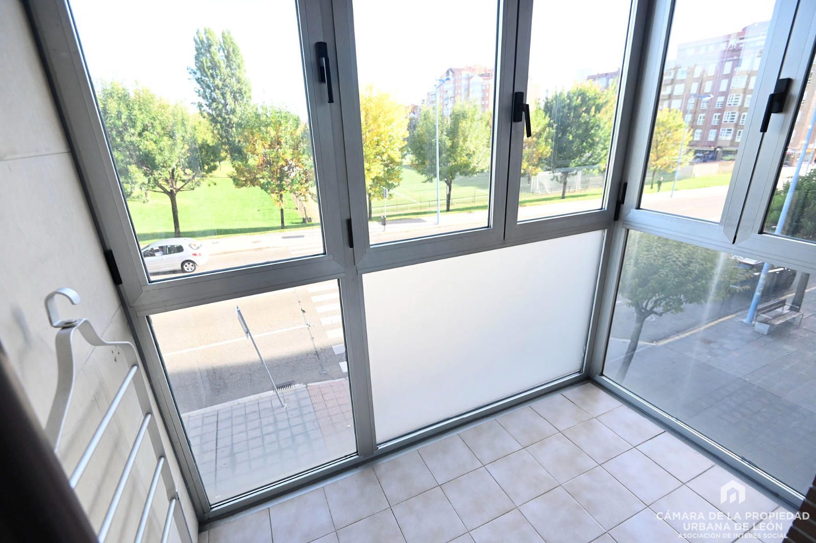 Piso en alquiler en León (Espacio León) - Foto 16