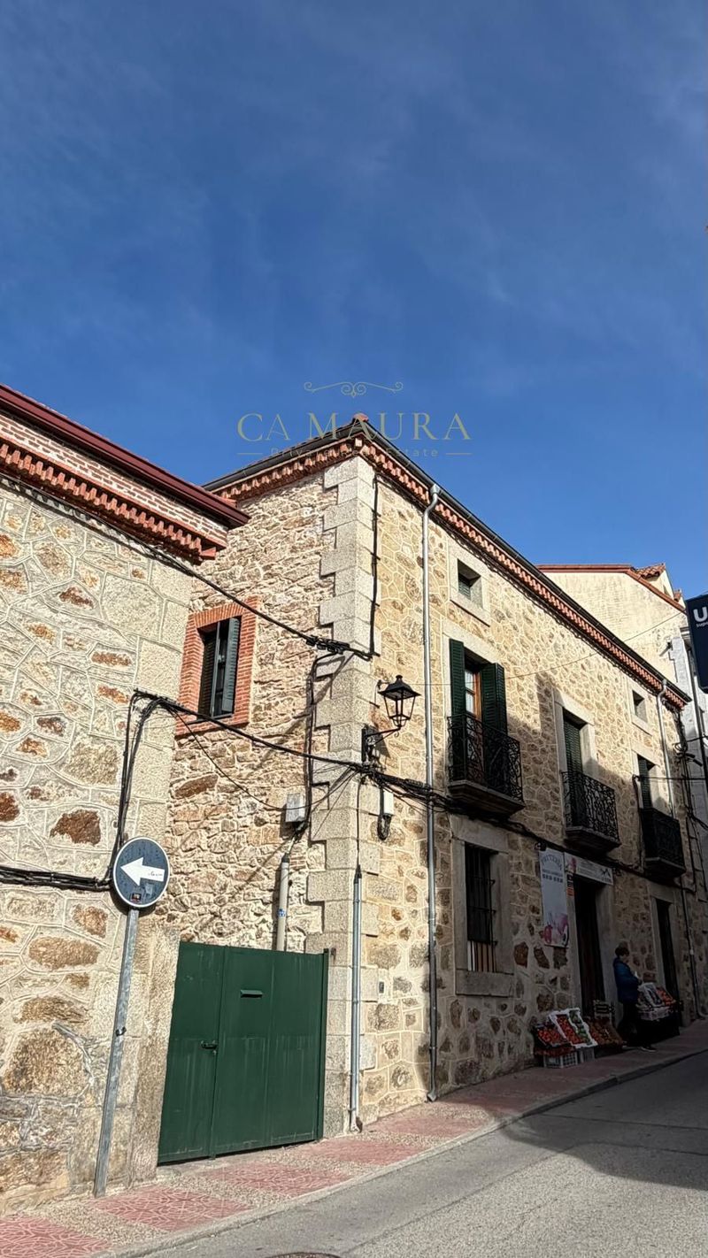Edificio Singular en venta Miraflores de la Sierra, Madrid. Ref: 1089. Ca Maura