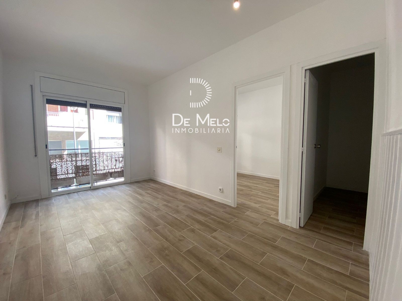 Piso en alquiler Barcelona. Ref: 1425. De Melo Inmobiliaria