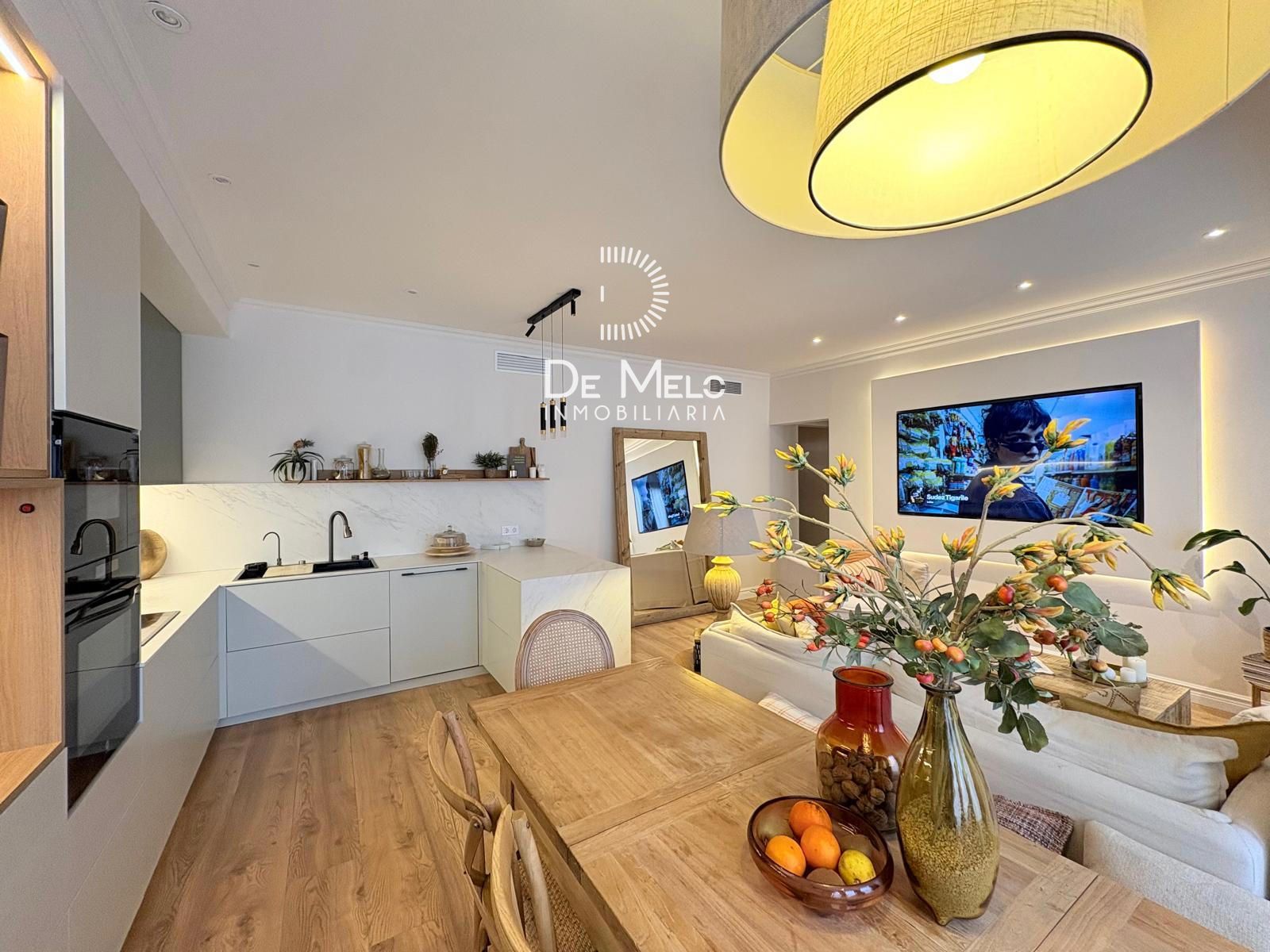 Piso en venta Barcelona. Ref: 1565. De Melo Inmobiliaria