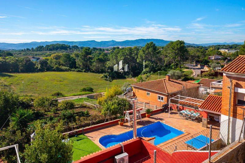 Chalet Independiente en venta Rubí, Barcelona. Ref: 2297. Moran&Sender