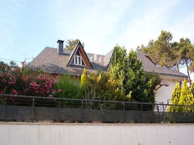 Chalet Independiente en venta Corbera De Llobregat, Barcelona. Ref: 2318. Moran&Sender