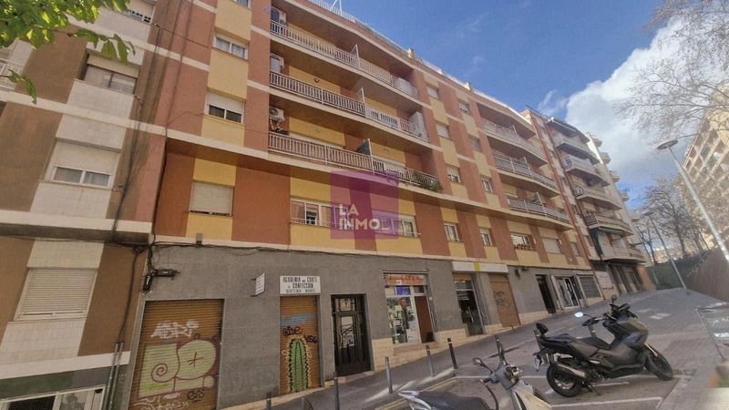 Piso en venta carrer Espiell ( Vilapicina )