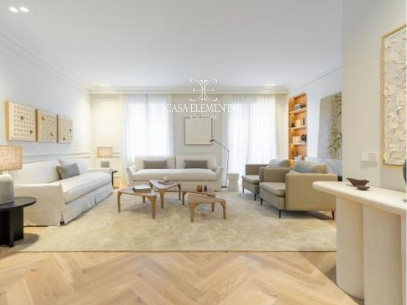 Flat for sale Madrid. Ref: 1039. CASA ELEMENTAL