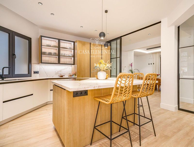 Flat for sale Madrid. Ref: 1050. CASA ELEMENTAL