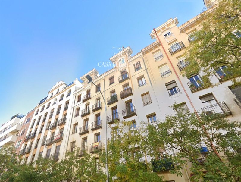 Flat for sale Madrid. Ref: 1067. CASA ELEMENTAL