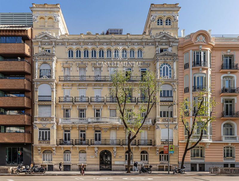 Flat for sale Madrid. Ref: 1098. CASA ELEMENTAL