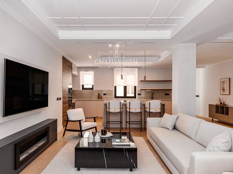 Flat for sale Madrid. Ref: 1100. CASA ELEMENTAL