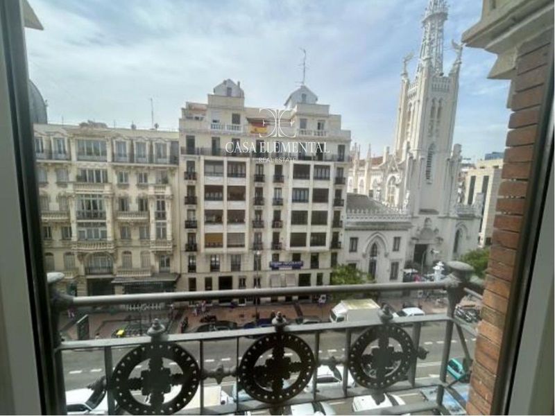 Duplex for sale Madrid. Ref: 1213. CASA ELEMENTAL
