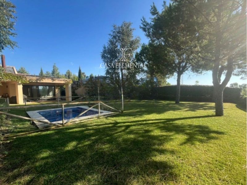 Flat for sale Boadilla Del Monte, Madrid. Ref: 1296. CASA ELEMENTAL