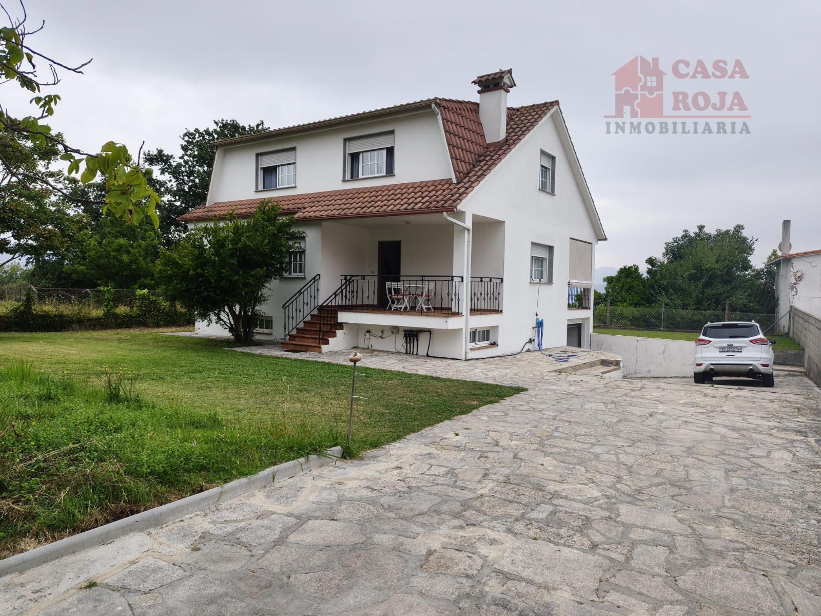 Chalet Independiente en venta Moaña, Pontevedra. Ref: 1941. Inmobiliaria Casa Roja