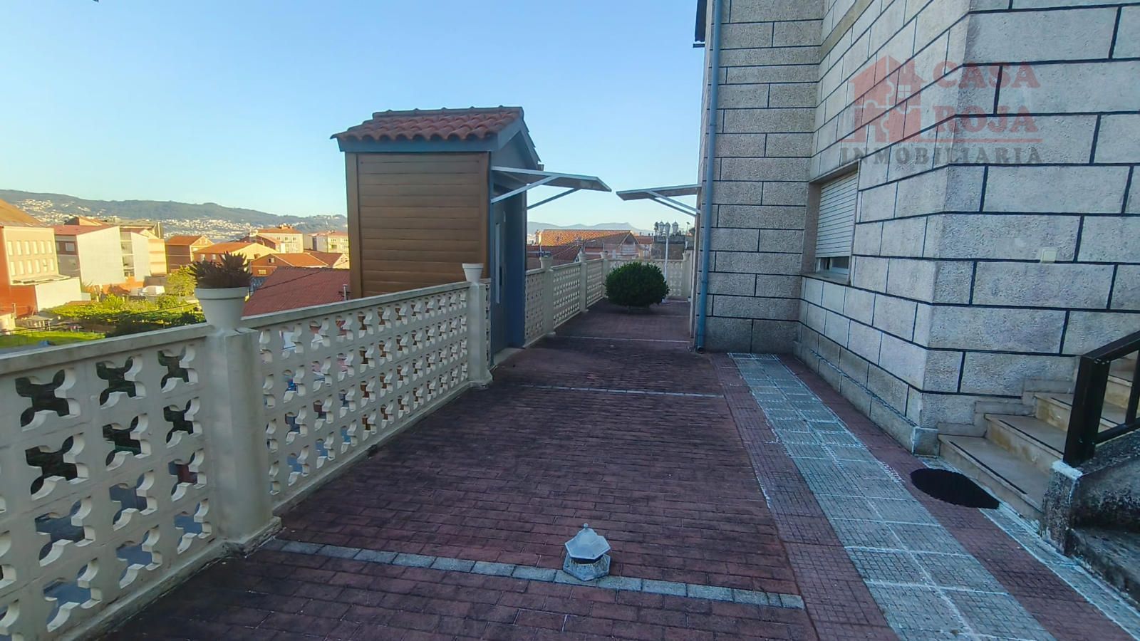 Patio - Casa con ascensor y vistas a la ría en As Barxas (Moaña).