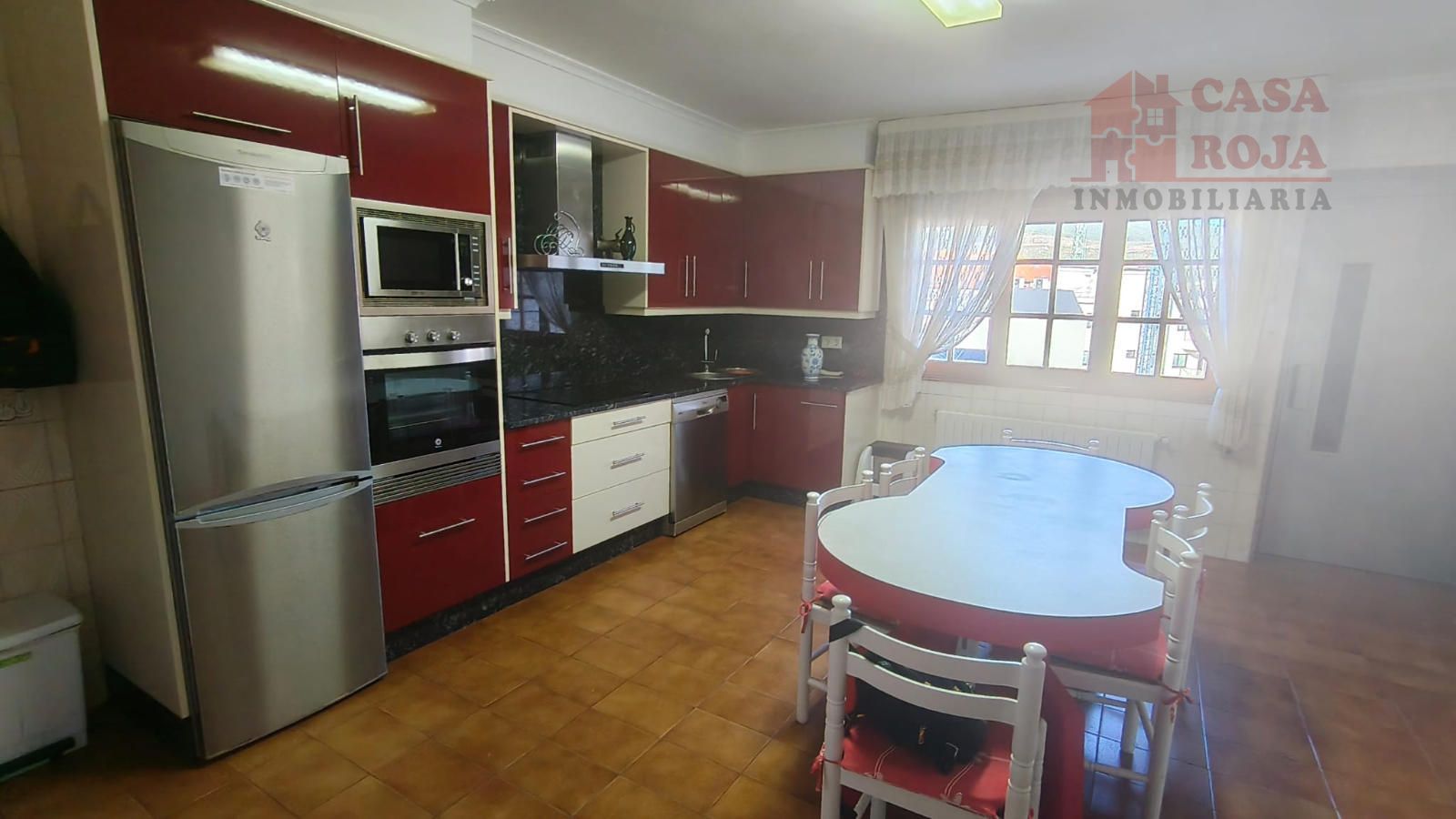 Cocina - Casa con ascensor y vistas a la ría en As Barxas (Moaña).