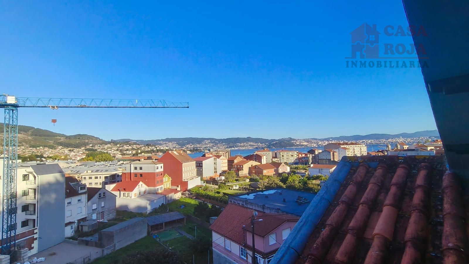 Vistas - Casa con ascensor y vistas a la ría en As Barxas (Moaña).