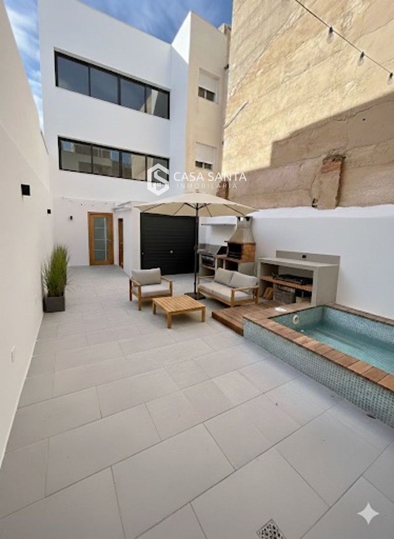 Casa en venta Yecla, Murcia. Ref: 1005. Casa Santa Inmobiliaria