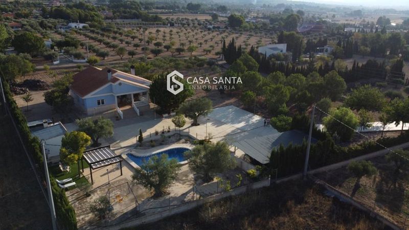 Chalet Independiente en venta Yecla, Murcia. Ref: 1036. Casa Santa Inmobiliaria