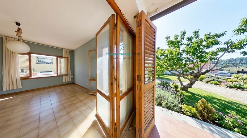 Chalet Independiente en venta Cabanyes, Les, Barcelona. Ref: 1052. casasymasias.com