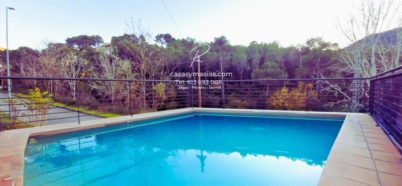 Xalet Independent en venda Vallirana, Barcelona. Ref: 1060. casasymasias.com