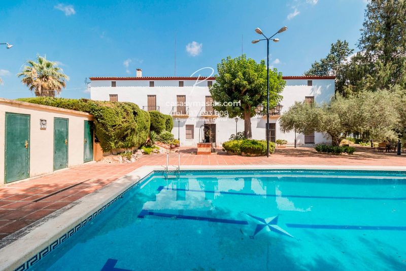 Masia en venda Castellet I La Gornal, Barcelona. Ref: 1070. casasymasias.com