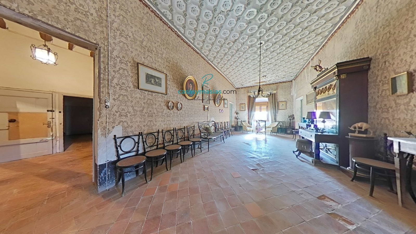 Masía histórica en venta en el Penedès, ideal para hotel rural, coliving, bodega o residencia - Foto 2