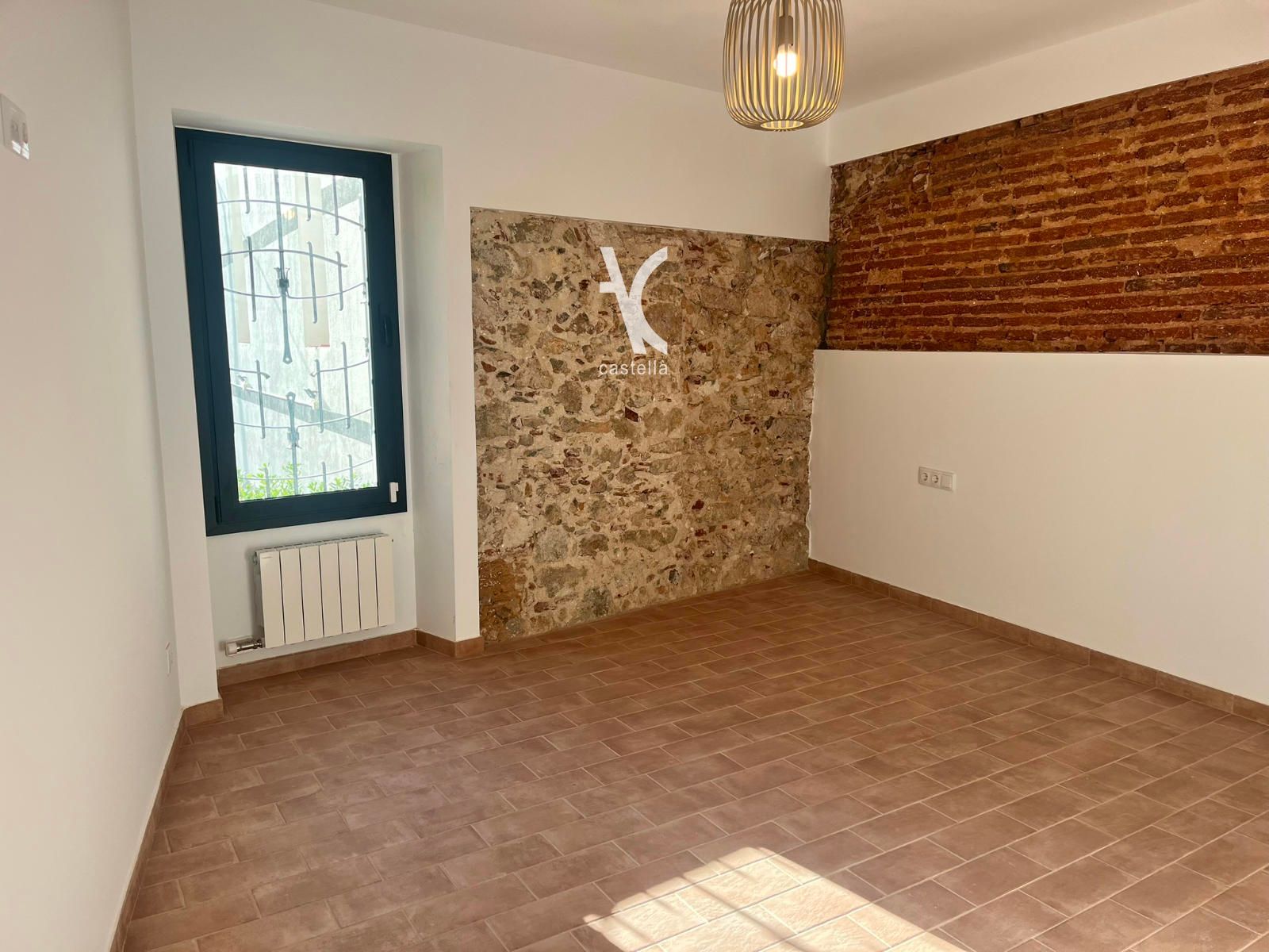 Casa en alquiler Premiá de Mar, Barcelona. Ref: 1331. Castellà i Socis