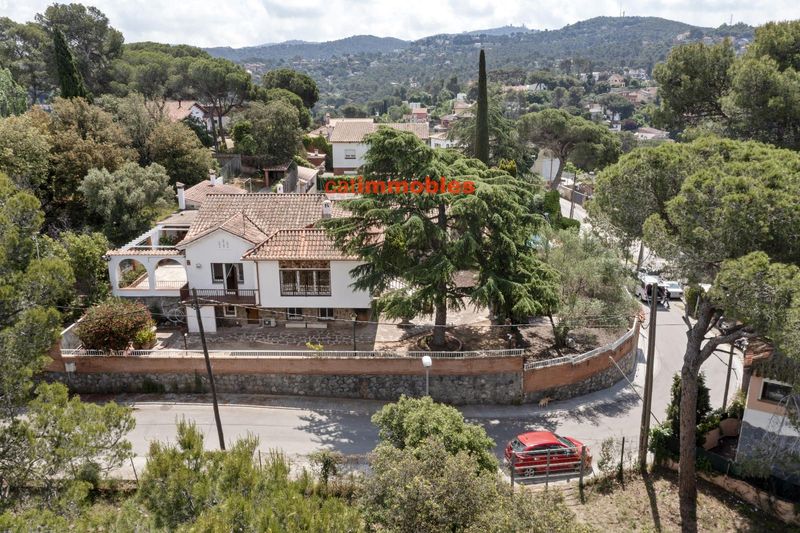 Chalet Independiente en venta Sant Cugat del Vallès, Barcelona. Ref: 1031. Catimmobles