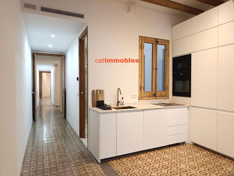 Pis en lloguer Barcelona. Ref: 1035. Catimmobles