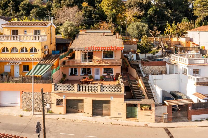 Adossat en venda Sant Cugat del Vallès, Barcelona. Ref: 1050. Catimmobles