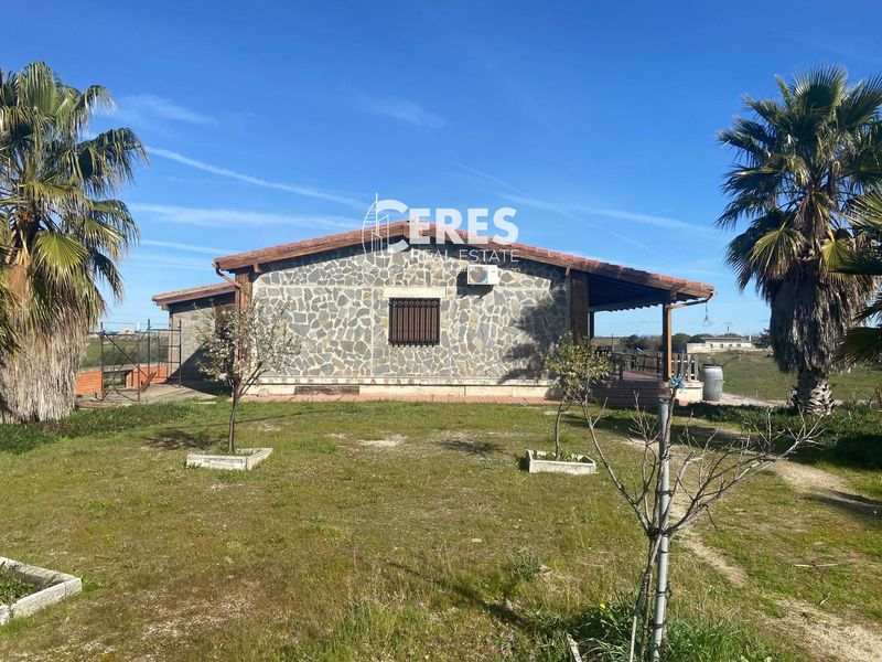Casa en venta Malpartida De Caceres, Cáceres. Ref: 1008. Ceres Real Estate