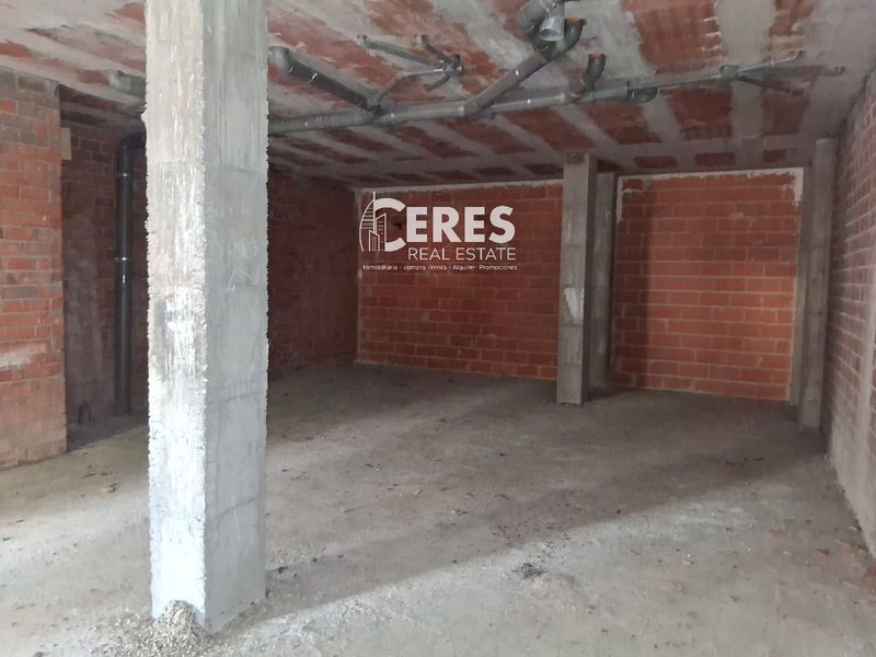 Local Comercial en venta y alquiler Cáceres. Ref: 1030. Ceres Real Estate