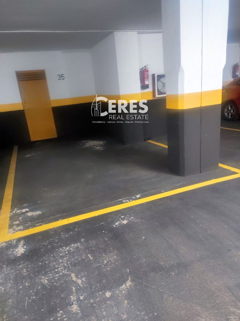 Garaje en venta Cáceres. Ref: 1035. Ceres Real Estate