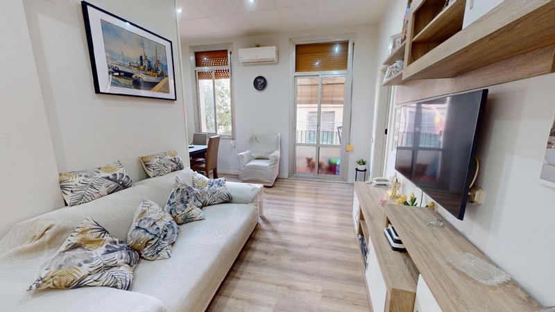 Piso en venta Barcelona. Ref: 3274. Moderna Gestió Immobiliària