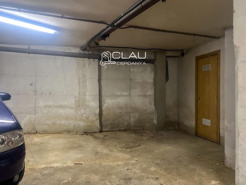 Garaje en alquiler Puigcerdà, Girona. Ref: 1050. Clau Cerdanya