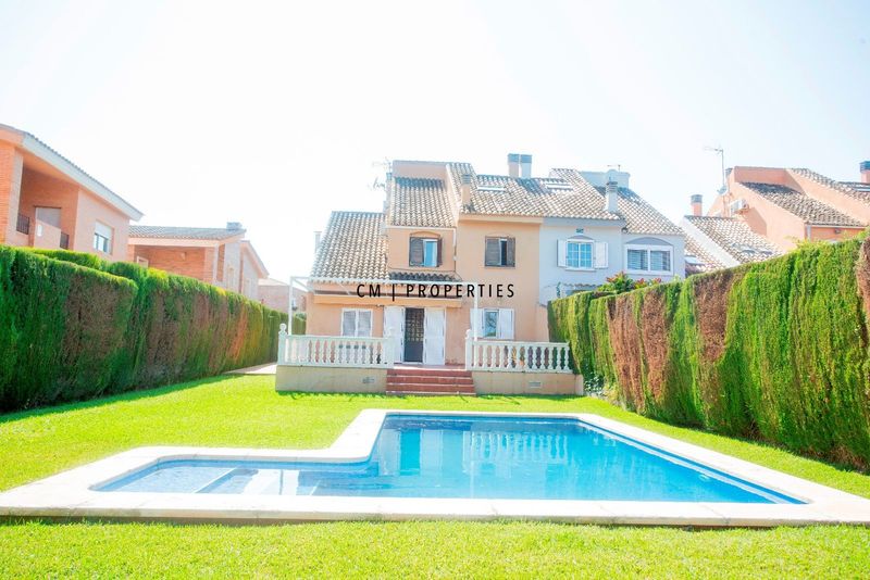 Chalet Independiente en alquiler Paterna, Valencia. Ref: 1106. CM PROPERTIES