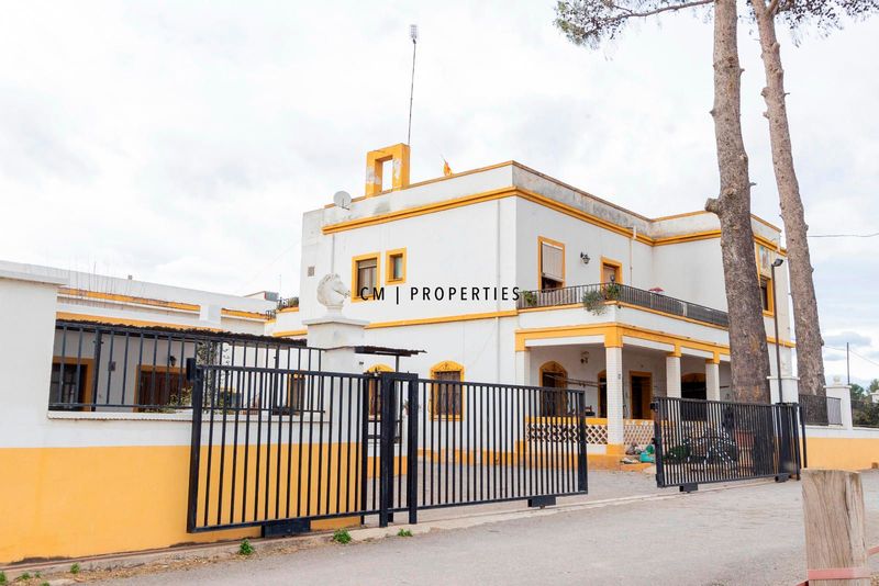 Chalet Independiente en venta Riba-Roja De Túria, Valencia. Ref: 1914. CM PROPERTIES