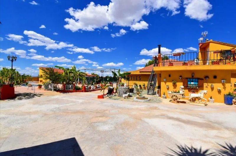 Casa en venta Torrent, Valencia. Ref: 1948. CM PROPERTIES