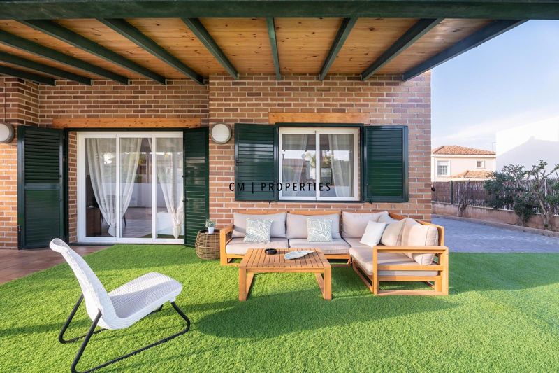 Chalet Independiente en alquiler Riba-Roja De Túria, Valencia. Ref: 2111. CM PROPERTIES