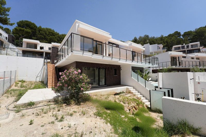 Adosado en venta Chiva, Valencia. Ref: 2242. CM PROPERTIES