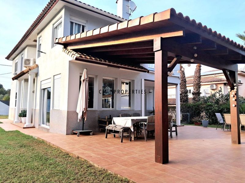 Casa en alquiler Serra, Valencia. Ref: 2491. CM PROPERTIES