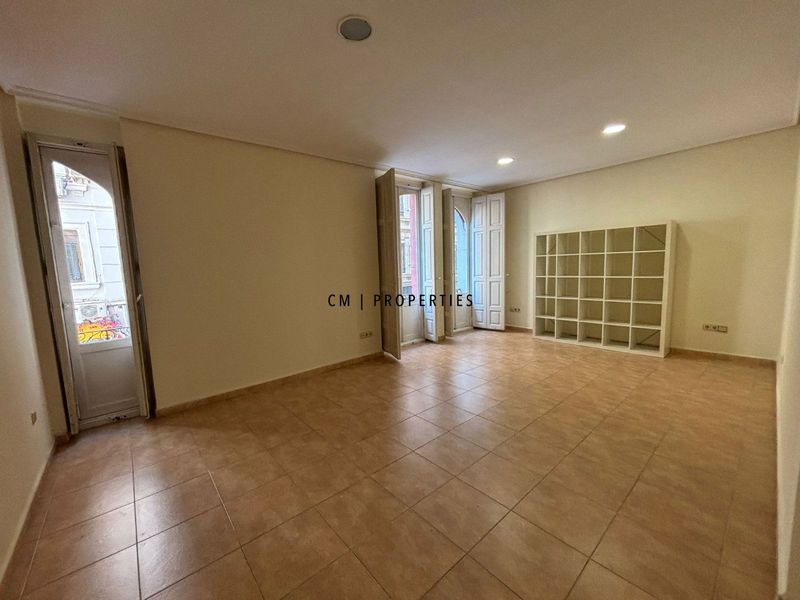 Piso en alquiler Valencia. Ref: 2668. CM PROPERTIES