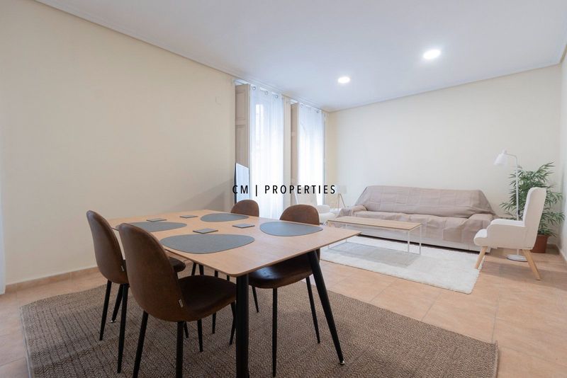 Piso en alquiler Valencia. Ref: 2668. CM PROPERTIES