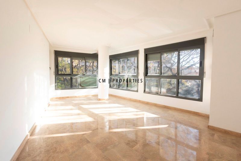 Piso en alquiler Valencia. Ref: 2766. CM PROPERTIES
