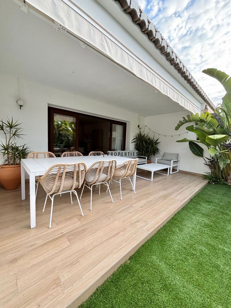 Chalet Independiente en venta Rocafort, Valencia. Ref: 2775. CM PROPERTIES