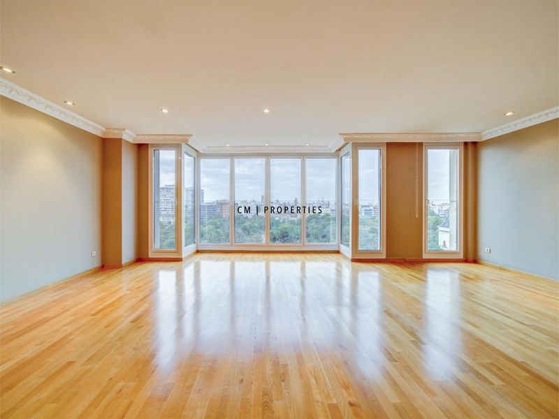 Piso en alquiler Valencia. Ref: 2804. CM PROPERTIES