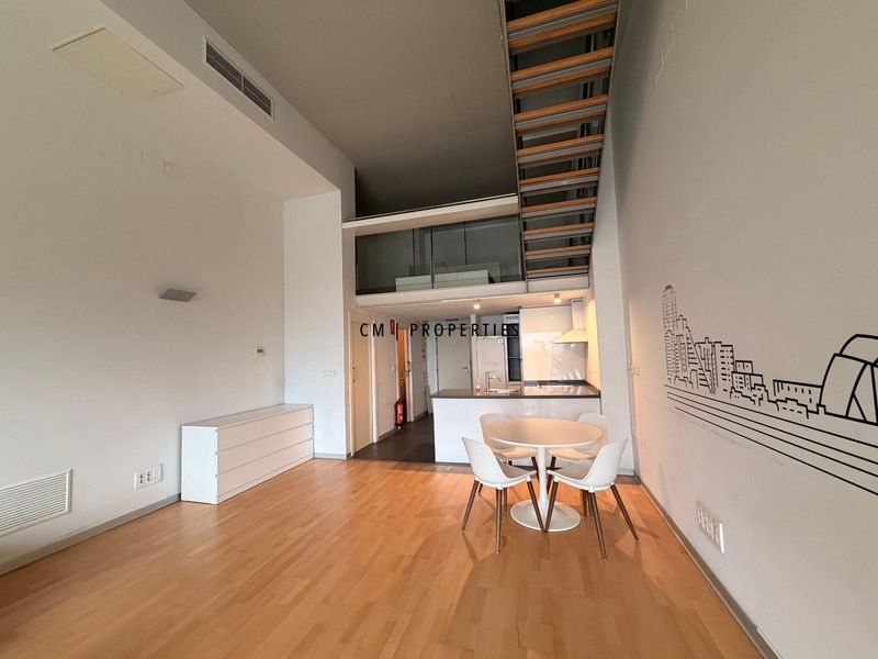 Ático en alquiler Valencia. Ref: 2999. CM PROPERTIES